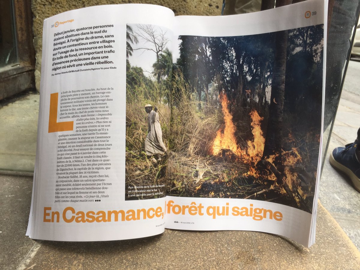 BabinAlice's tweet photo. L'@ebdolejournal d'aujourd'hui, c'est le numéro 10. Et cet ebdo là je le trouve soüperbe! En vrac: une enquête en Casamance, des citoyens qui tentent de sauver leurs services publics, l'histoire des EHPAD, des paroles de lecteurs fortes... allez ! Lisez, achetez, soutenez ! ❤️ https://t.co/T9c8Up8bAl