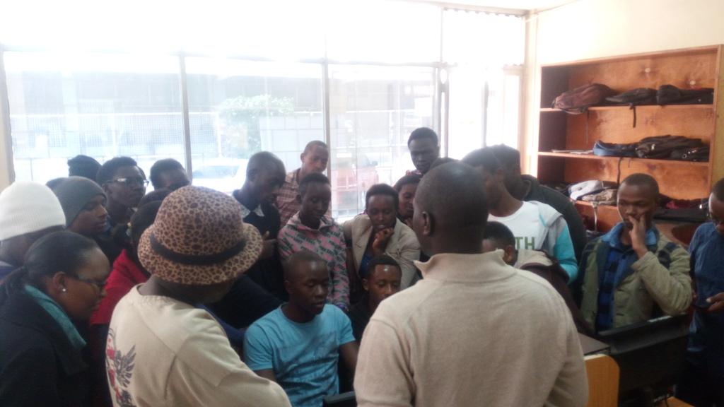 Jamoo_w's tweet photo. #informationtechnology
#softwaresessions with #tonymuga as the facilitator https://t.co/8LxcyVYgGX