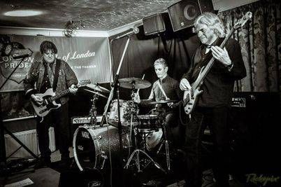 queensparkarts's tweet image. TONIGHT at the Limelight Theatre we welcome #Sharpeez for the latest #Blues Night of the season - tickets £10.50 advance / £12.50 on the door. Show starts at 8pm, bar open from 7pm. #Aylesbury #Music #LiveMusic