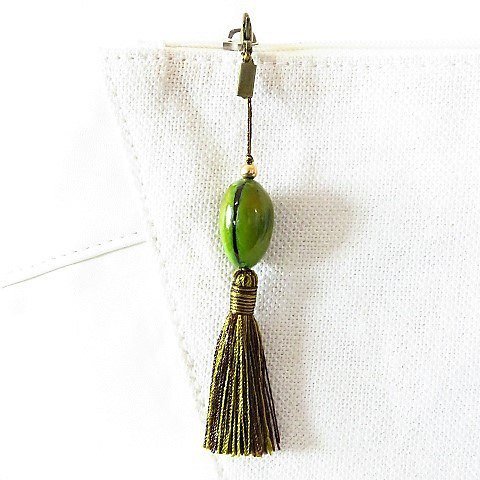 cciliacreativ's tweet photo. Réf.16324 #bijoudesac #jewelbag #perle #bois #pompon #vertolive #vert #marron #bronze #accessoires #mode #fashion #followme #cciliacreat... https://t.co/zYD4Q7pIHh