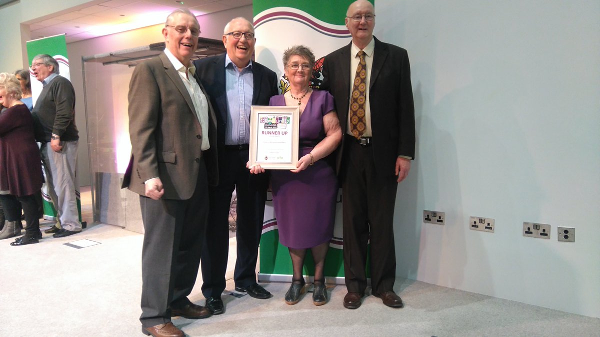 ChilternsNeuro's tweet photo. Congratulations to our @volunteers who were nominated by Centre member @carolyeend for a 2018 @ChilternCouncil #Community #Award. We always knew our #volunteers were winners :-) #prize #winners #Recognition2018 #recognition https://t.co/ajHPNOUehZ