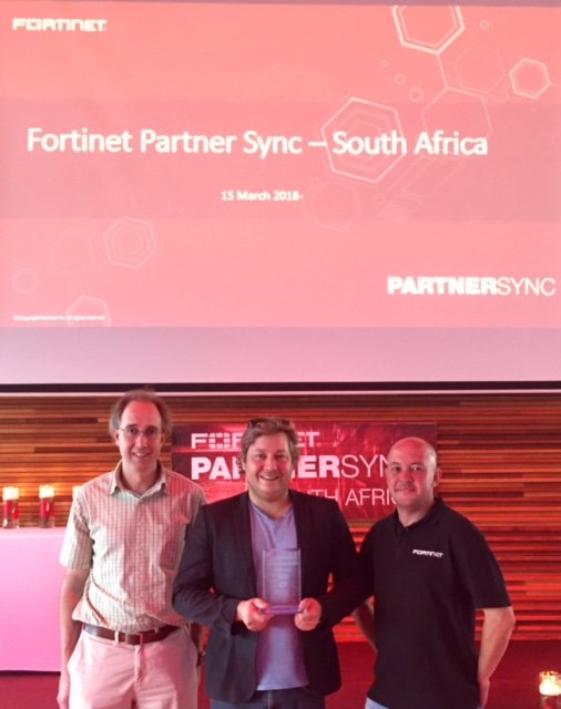 10dotSecurity's tweet photo. #10dot grabs #Fortinet Partner Award for "Growth Partner of the Year 2017" Thank you to #Maxtec for all the support. #HackProof your networks https://t.co/xmpk2IUblV