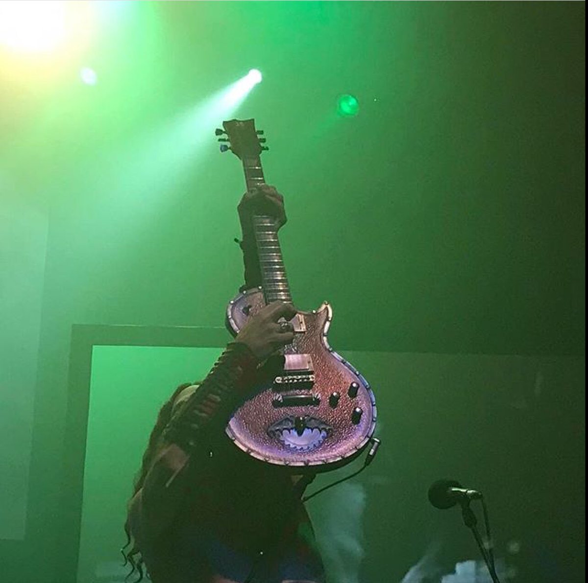 ilikeWASPdaily's tweet photo. W.A.S.P lead guitarist Doug Blair live in Kentish Town, London, October 2017 #guitarist #guitar #reidolized #ci25 #espguitars #especlipse #myguitar #guitarporn #livemusic #blackielawless #crimsonidol #wasplive @Hutchguitars https://t.co/jNUIEVe7Az