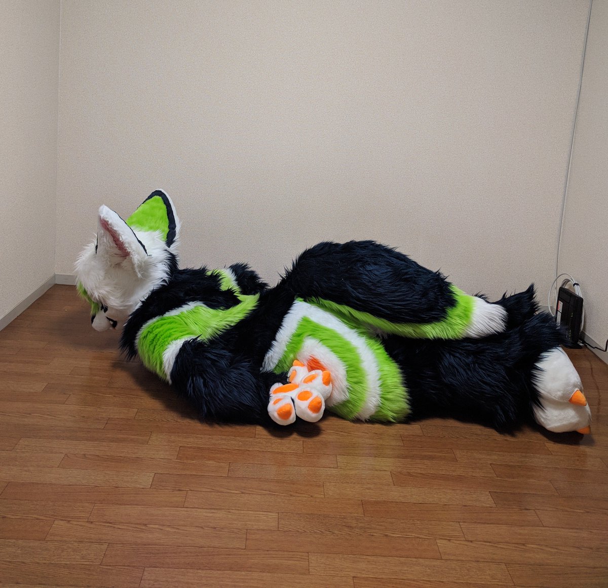 Garasaki ポーズやってみようぜ Fursuitfriday Fursuit Done By Mochiriworks Mochiri Work 3 Garasaki ポーズやってみようぜ Fursuitfriday Fursuit Done By Mochiriworks Mochiri Work 3