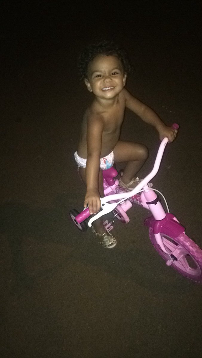 Larismoreiraa's tweet photo. Vou explicar o que é amor?! O amor e vc ouvi mamãe não vai trabalha fica cm o neném, e vc ouvir um eu te amo sincero! É ficar 20 minutos sem se ver e morrer de saudade! Isso é amor ❤️ #eunsoundsemvc #amordavida #bbmeu https://t.co/Bt8Td2ahBl