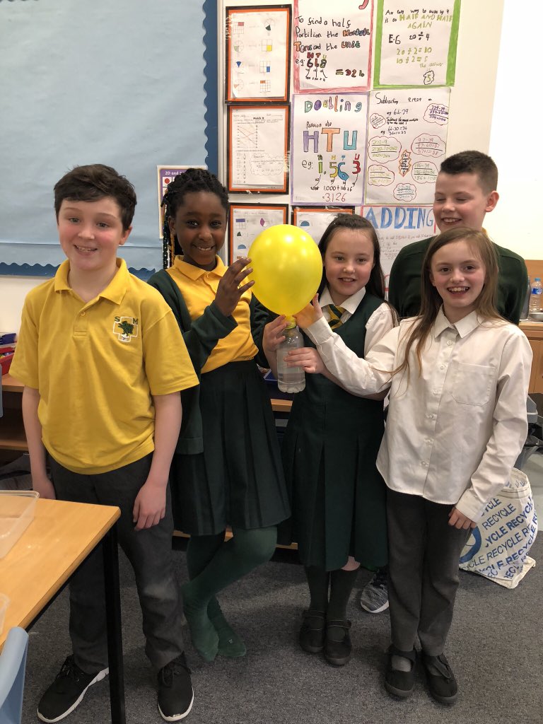 Stmarksrutherg2's tweet photo. Chemistry and biology. #welovelearning #BritishScienceWeek2018 https://t.co/emXEQJ2i2k