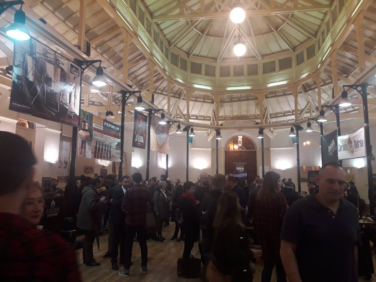 Buena acogida de nuestras cervezas en Asturias. <a href="/saloncervezAst/">SalónCervezaAsturias</a>