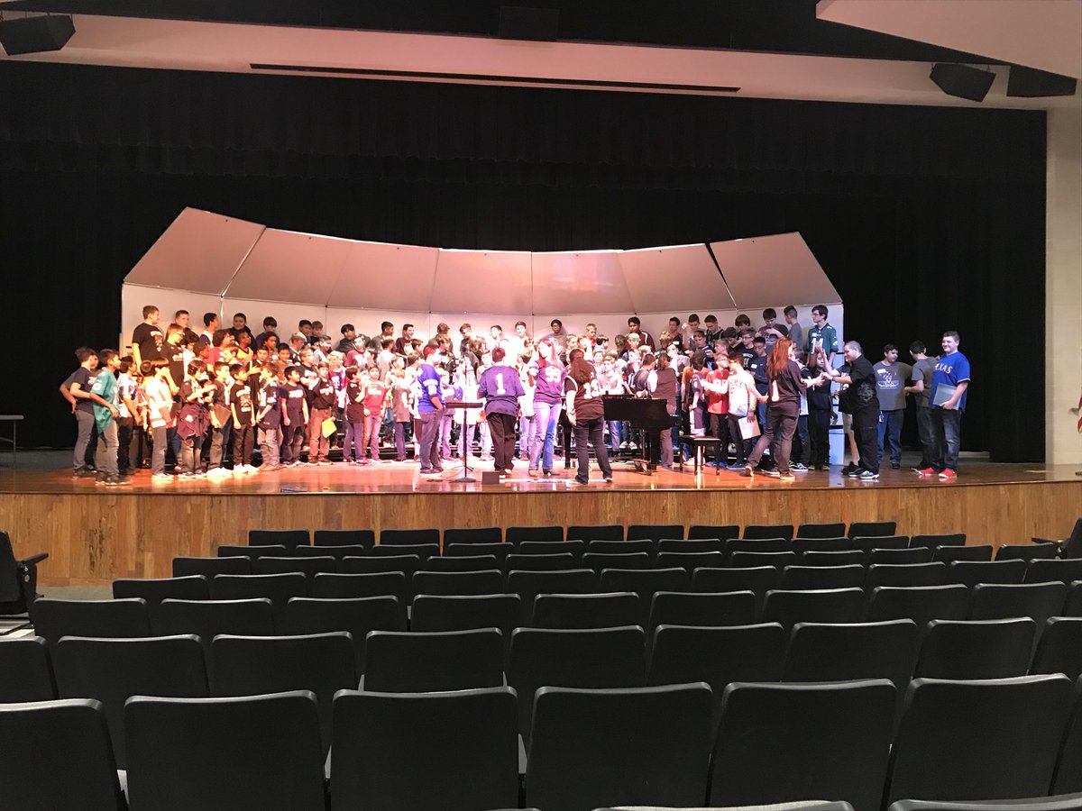 130 young men participating in Comal ISD Men’s Choir Festival! #ComalFineArts #MVHawkchoir #cmsjagchoir #sbmschoir #svmschoir #chmschoirlacy