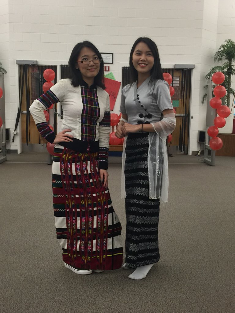 BHSIntNatClub's tweet image. Burma, Vietnam, India, China representing in the BHS Fashion Show