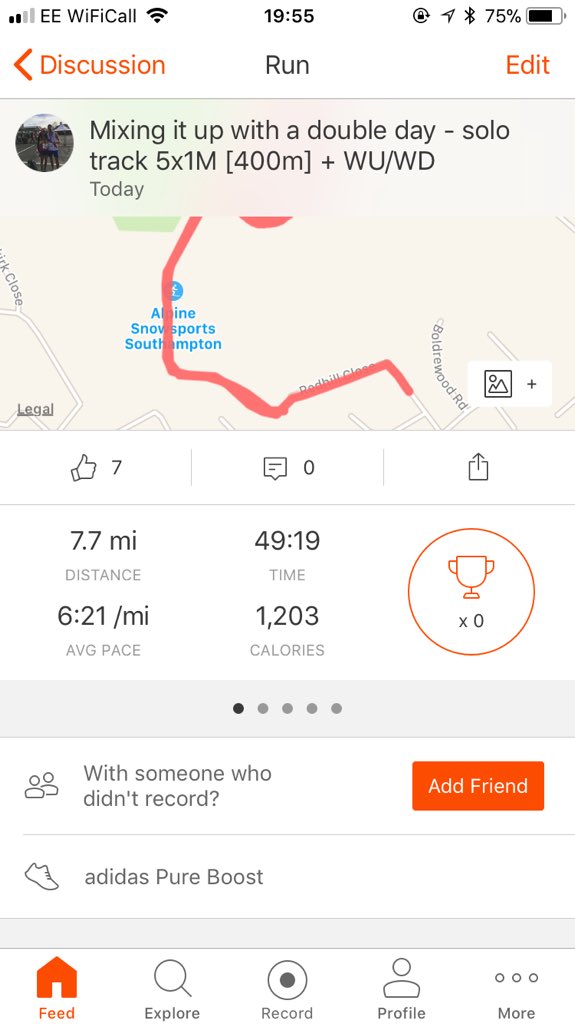 wilts34uk's tweet photo. Solo track session tonight to complete a double day - 5x1M [400m recovery]. Legs felt good. Park run 2moz and then final long run Sunday to complete my training #manchestermarathon #marathontraining #2weekstogo #UKRunChat #southamptontrack #solosession #milereps #2018goals https://t.co/JMmalnmZ5X