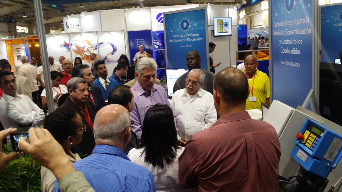 portalcuba's tweet image. ➡️ Visita Miguel Díaz-Canel Bermúdez el Recinto Ferial Pabexpo en @InformaticaHab #Informática2018 #Cuba