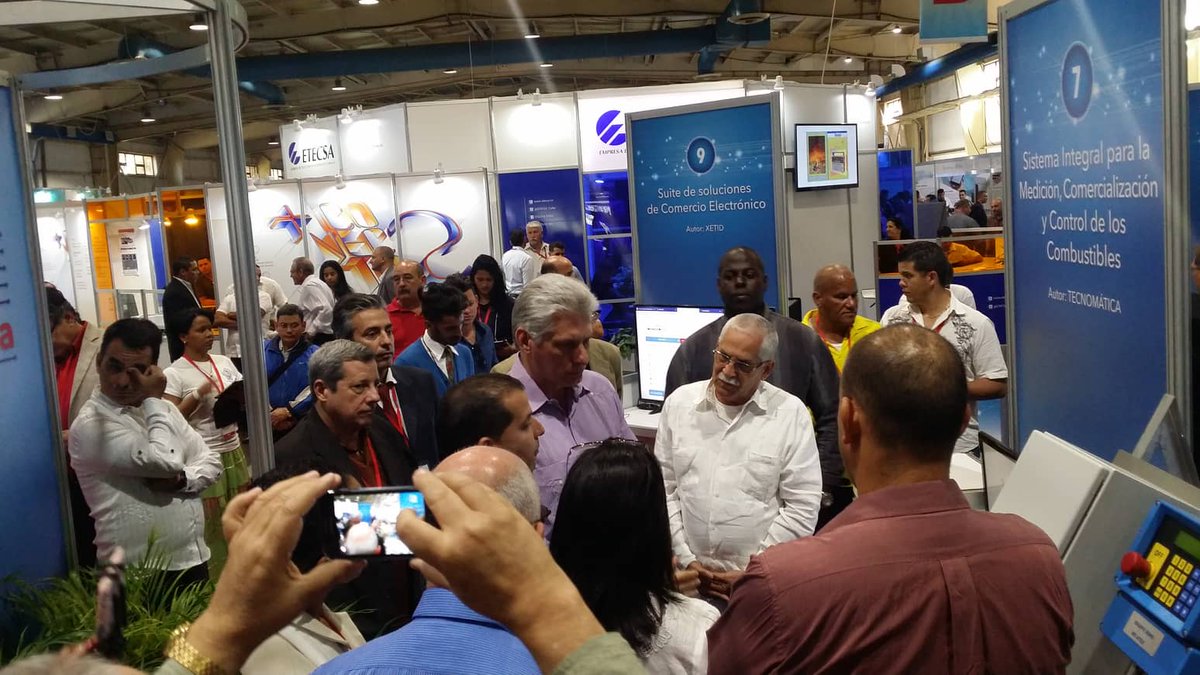 portalcuba's tweet image. ➡️ Visita Miguel Díaz-Canel Bermúdez el Recinto Ferial Pabexpo en @InformaticaHab #Informática2018 #Cuba