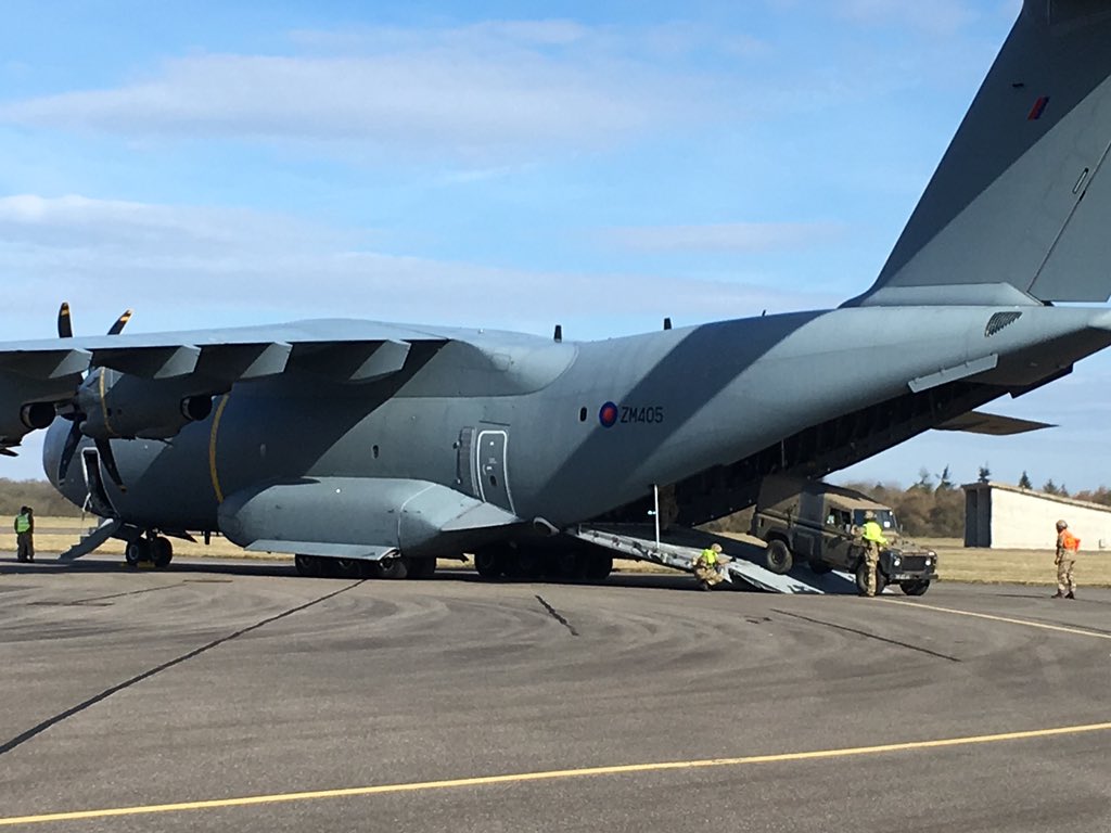 1AirMobWing's tweet photo. 1AMW training on the Air Mobility Course. Massive thanks to all @RAFWittering1 and @70SqnA400M. #NoOrdinaryJob @stncdrrafwitt @OC1AMW https://t.co/zbF7mrs9ft