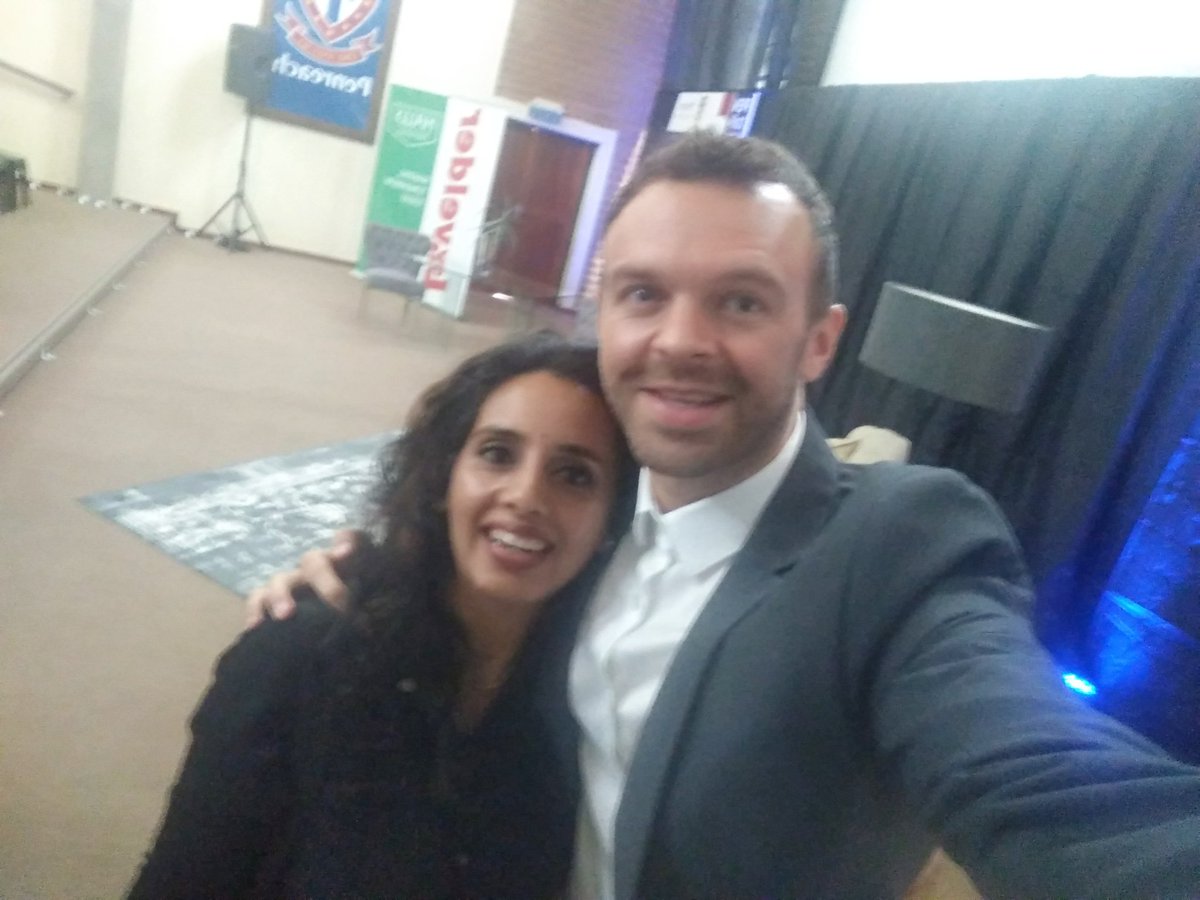 JoshnaNagar's tweet photo. @JoshnaNagar with @marnusbroodryk in Nelspruit @ Penryn. Fantastic inspiring Talk! https://t.co/HUJK2Q2Taw