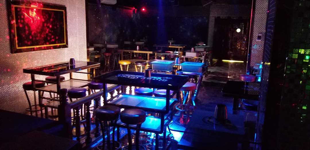 AmeyawDebrah's tweet photo. It's time folks #Cockaigne 80'S is happening tonight @empnightclub
You can't miss it. First 100 people get a free coke, courtesy Coca Cola the official beverage sponsor. Gate opens at 10pm!!!
Powered by Twitchouse @twitchouse https://t.co/PFyRxlh9Qx