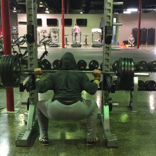 CoachGies's tweet photo. #childsplay 👶
.
.
.
405 for 2 sets of 3 never felt better. Loving the @eddycoan linear program.
.
.
#giessquad #AFbuilt #performance #yyc #yycfit #calgary #gym #fitness #yycnow #yeg #yegfit #squat #edcoan #personaltraining #personaltrainer #bodybuil… https://t.co/4fwu2YRfin https://t.co/bcEtaDgFe0