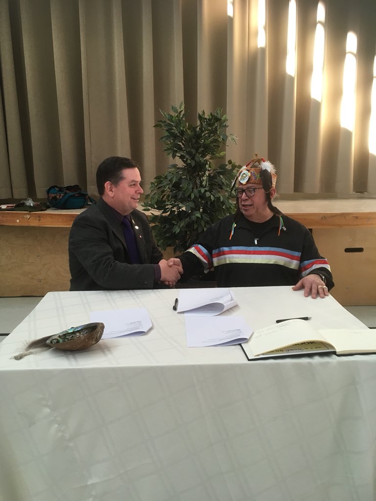 FCM_Rebekah's tweet photo. Honoured to join an amazing celebration here in Alderville FN. They have been successfully sharing solid waste services for just over a month! https://t.co/5RaPxUknIs