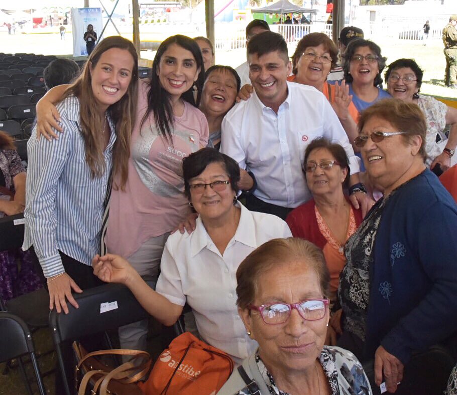 Delegación Presidencial Provincial de Maipo (@dppmaipo) on Twitter photo Es tiempo de vendimia, la cultura y las fiestas tradicionales se sienten en la Provincia de Maipo. Intendenta <a href="/KarlaEnAccion/">Karla Rubilar Barahona</a> Gobernadora <a href="/cotepuigrredon/">María José Puigrredón</a> alcalde <a href="/MIGUELARAYALOBO/">MIGUEL ARAYA LOBOS</a> Seremi de cultura dando la bienvenida a la décimo sexta vendimia en la comuna de <a href="/municipio_buin/">MUNICIPIO DE BUIN</a> Es tiempo de vendimia, la cultura y las fiestas tradicionales se sienten en la Provincia de Maipo. Intendenta <a href="/KarlaEnAccion/">Karla Rubilar Barahona</a> Gobernadora <a href="/cotepuigrredon/">María José Puigrredón</a> alcalde <a href="/MIGUELARAYALOBO/">MIGUEL ARAYA LOBOS</a> Seremi de cultura dando la bienvenida a la décimo sexta vendimia en la comuna de <a href="/municipio_buin/">MUNICIPIO DE BUIN</a>