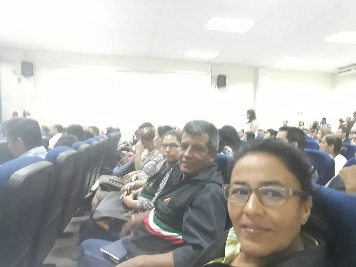 CEPSM1's tweet photo. Cámara de Economía Popular y Solidaria de Manabí presente en rendición de cuentas del asambleísta por Manabí el Sr. Carlos Bergmann. #CEPSManabí https://t.co/FhzUs3uUHp