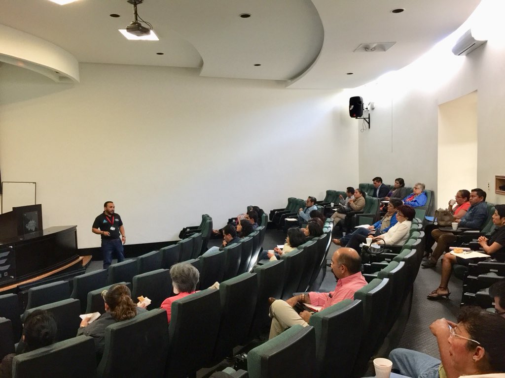 edw_bv86's tweet photo. Las Unidades Centinela NuTRAVE presentes en la Reunión Estatal de Vigilancia Epidemiologica EDAs NuTRAVE. Reforzando las acciones para el incio de la Temporada de Calor 2018. @Salud_Hidalgo @SSH_Escamilla @LolitaOsorio_ @1Nivel_SSH @PrestacionSSH @DAH_SSH https://t.co/J66PPCQtpq