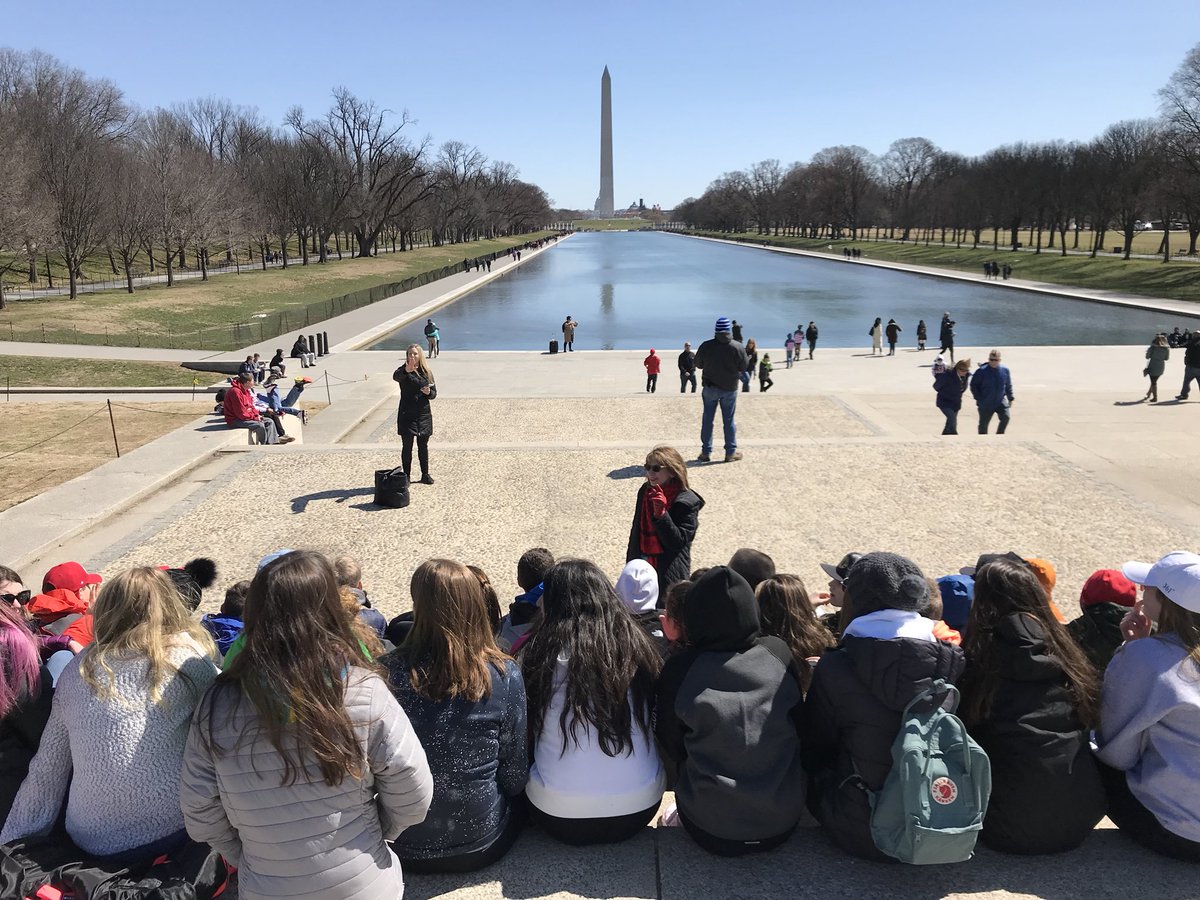 Mr_PechenkoNS's tweet photo. At Lincoln Memorial and Reflecting Pool #NSDC2018 https://t.co/IIvNregxXD