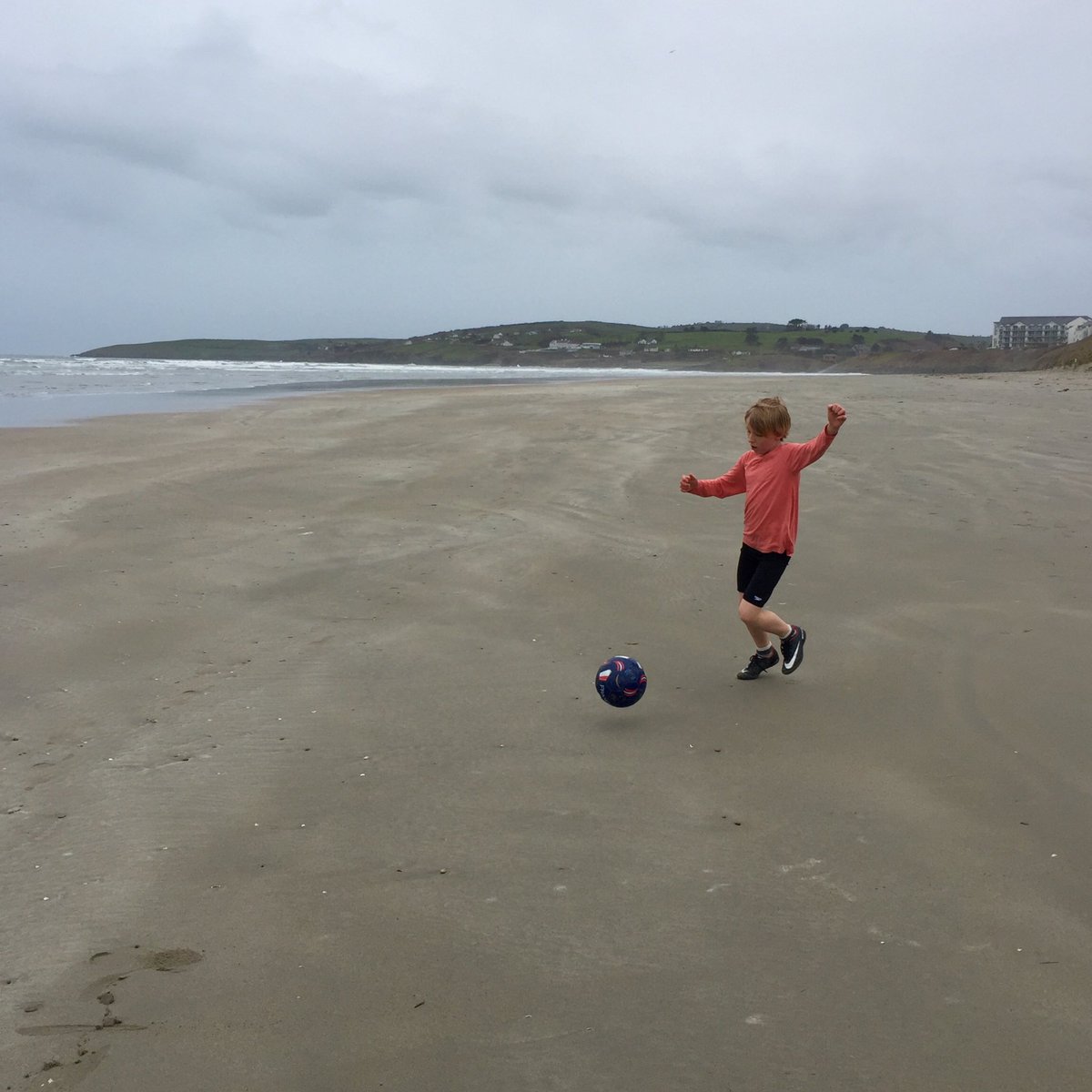 chrisobriens's tweet photo. Heaven - Football on an empty beach! #inchydoneyisland #cork #ireland #sureitsonlyashower https://t.co/5emnkj7xIp