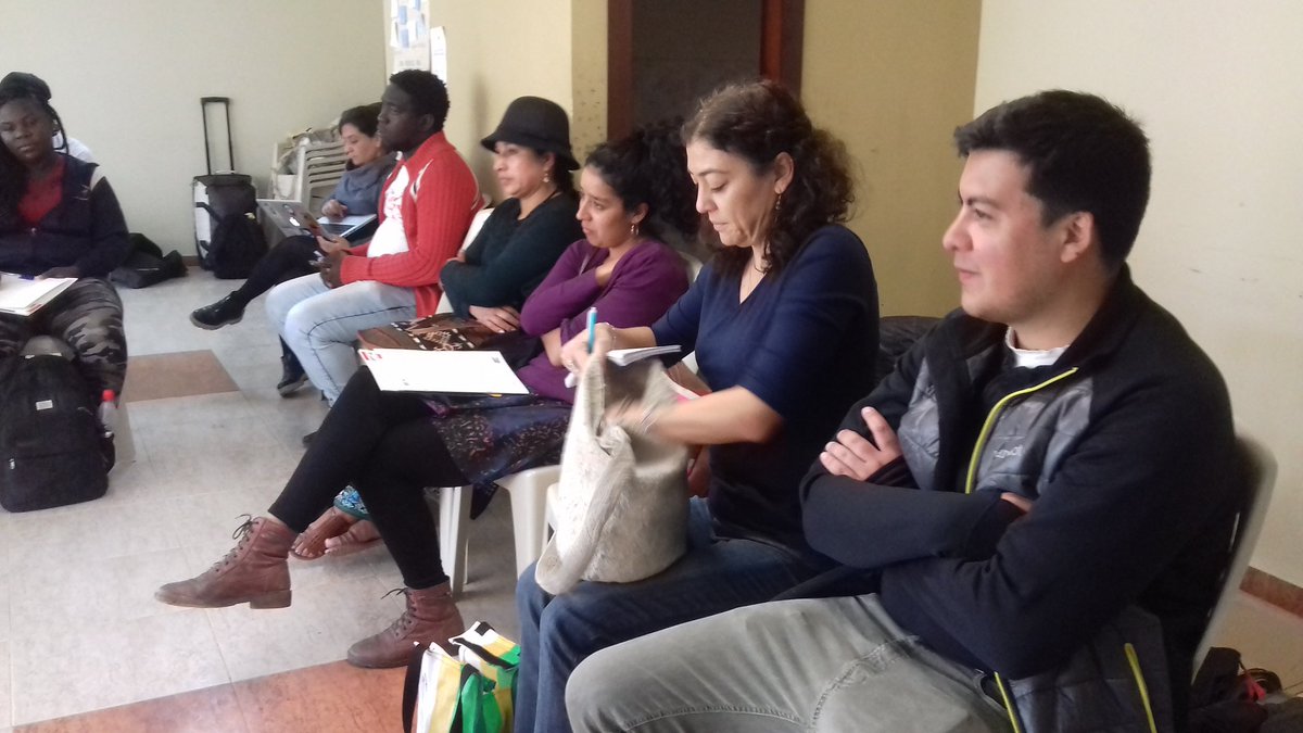 corpukis's tweet photo. Dirigencia de comunicación @corpukis en coordinación con @CONAIE_Ecuador fundación @elchuro @FesILDIS realizán taaller de comunicación comunitario expone Omar Rincón comunicador Colombiano. https://t.co/GKtoCu4FLi