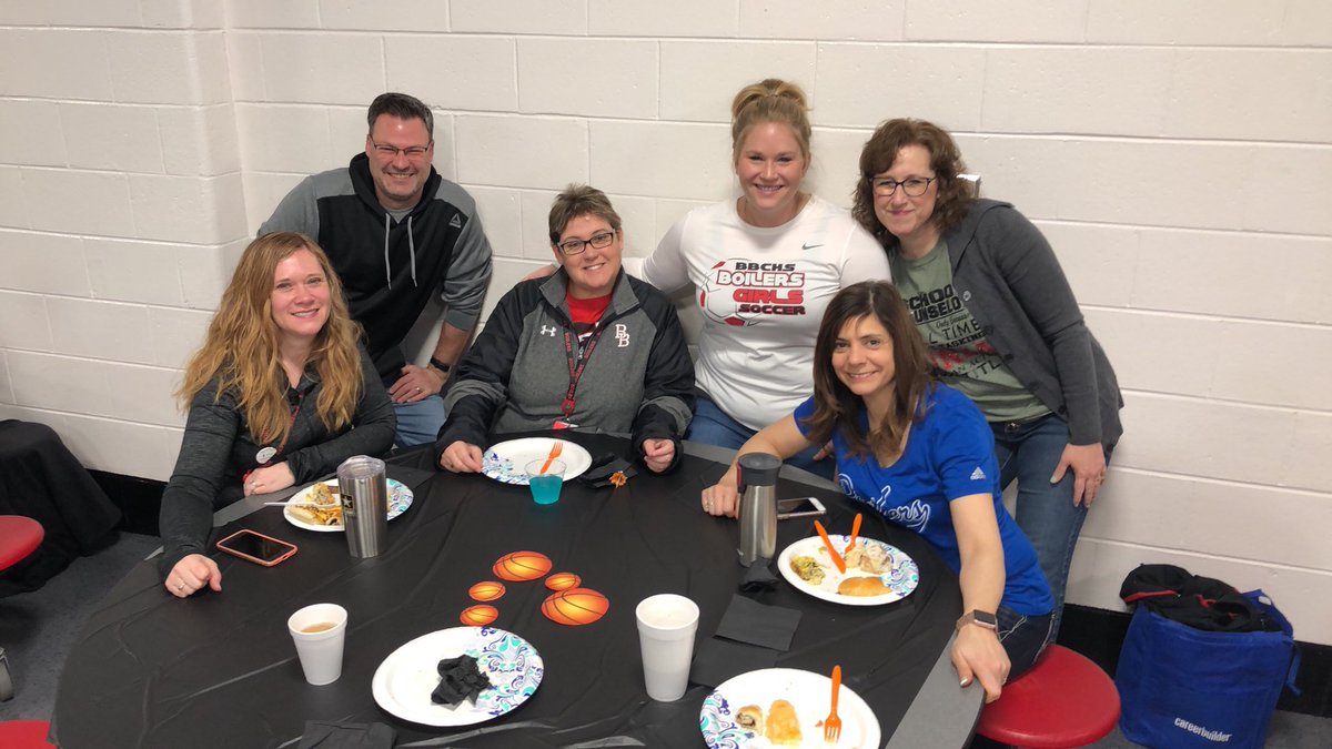 BBCHS_Positive's tweet photo. Happy Friday! #springbreakready https://t.co/Z0JndSqPYI
