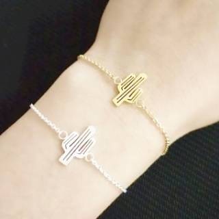 lanamodebijoux's tweet photo. #bijouxoriginaux #braceletcadeaufemme #braceletsfantaisie #cadeauxbijoux https://t.co/gbJpImPM1A https://t.co/rFY5PRUIU5