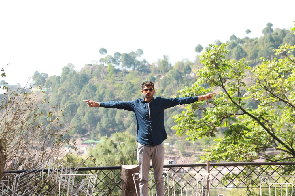 PaltuCrazy's tweet image. 3 hour flight to Mumbai.... this’ll be fun 😂 

LIKE &amp;amp; RETWEET for a Follow/ On #YouTube DM!!!! 

#YTFF HERE WE COME 😎🛫
I also Want To Come On Stage On #YTFF2019
Check Out Me on #Youtube at bit.ly/2pAisCn