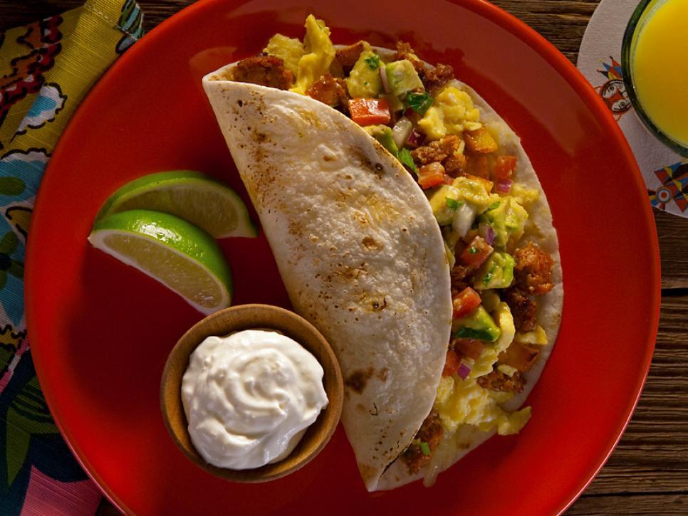 CookingChannel's tweet photo. When I dip, you dip: https://t.co/XUe2mcBb0h. https://t.co/wQiG1yUvG6