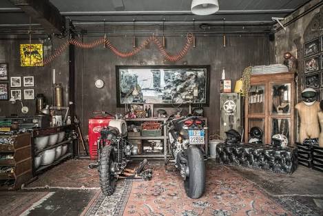 BikersWorld1's tweet photo. Welcome to my garage....#Bikersworld https://t.co/ljtCndFW79