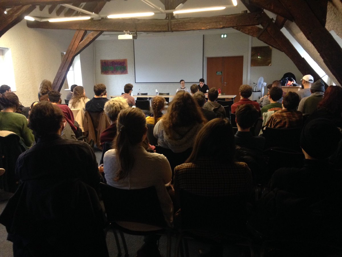 queerweek's tweet photo. On continue notre journée échanger pour résister avec Emmanuel Beaubatie ! 💪🏼#parcourstrans #queerweek https://t.co/iOzKOh00eh