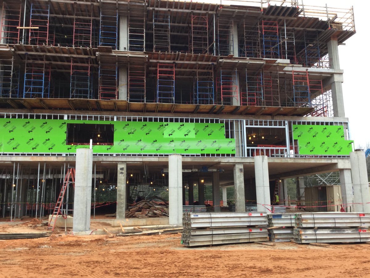 flcranememphis's tweet photo. CHeck out some of the work we're doing in Pensacola, FL! #flcranememphis #sacredhearthospital #pensacola #florida https://t.co/i8K81CigCd