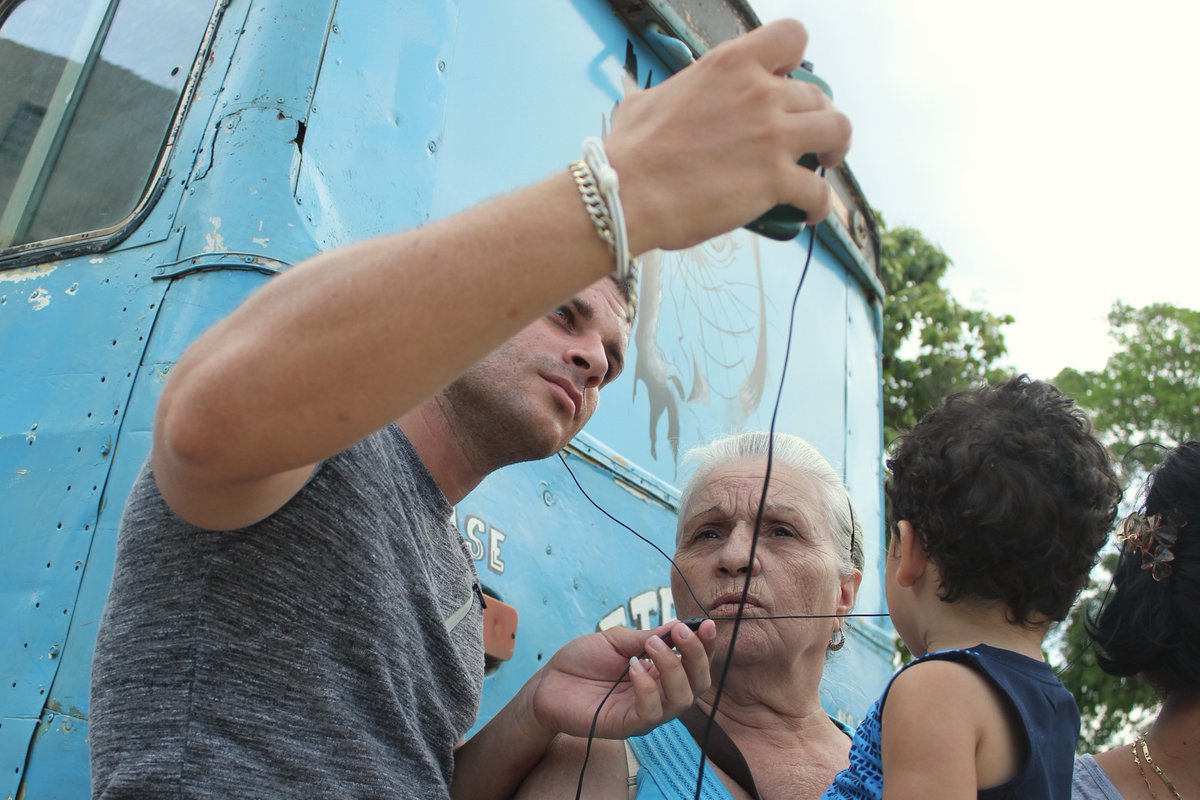UNICEFCuba's tweet image. “Es importante desarrollar capacidades en los niños y niñas desde la escuela, y fuera de ella, no solo para apoyar el aprendizaje regular, sino para que sepan hacer mejor uso de internet”. Rep. @UNICEFCuba María Machicado en #Informática2018