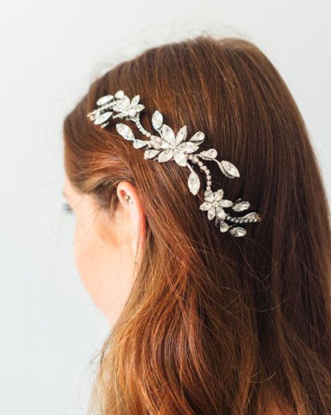 Sparkling floral-inspired details from <a href="/ericakoesler/">Nora</a>! (Photo by @sanazphotography)