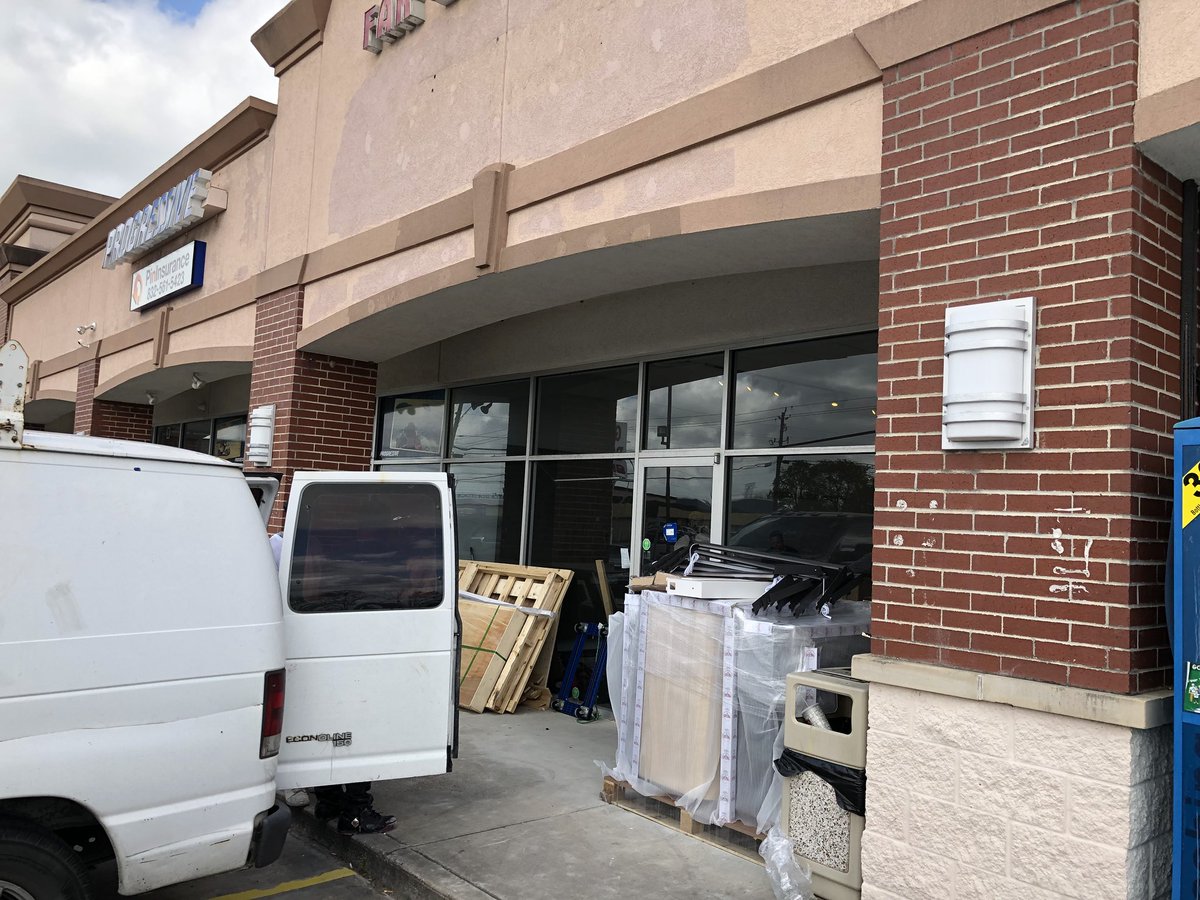 Tito Lozano tweet media