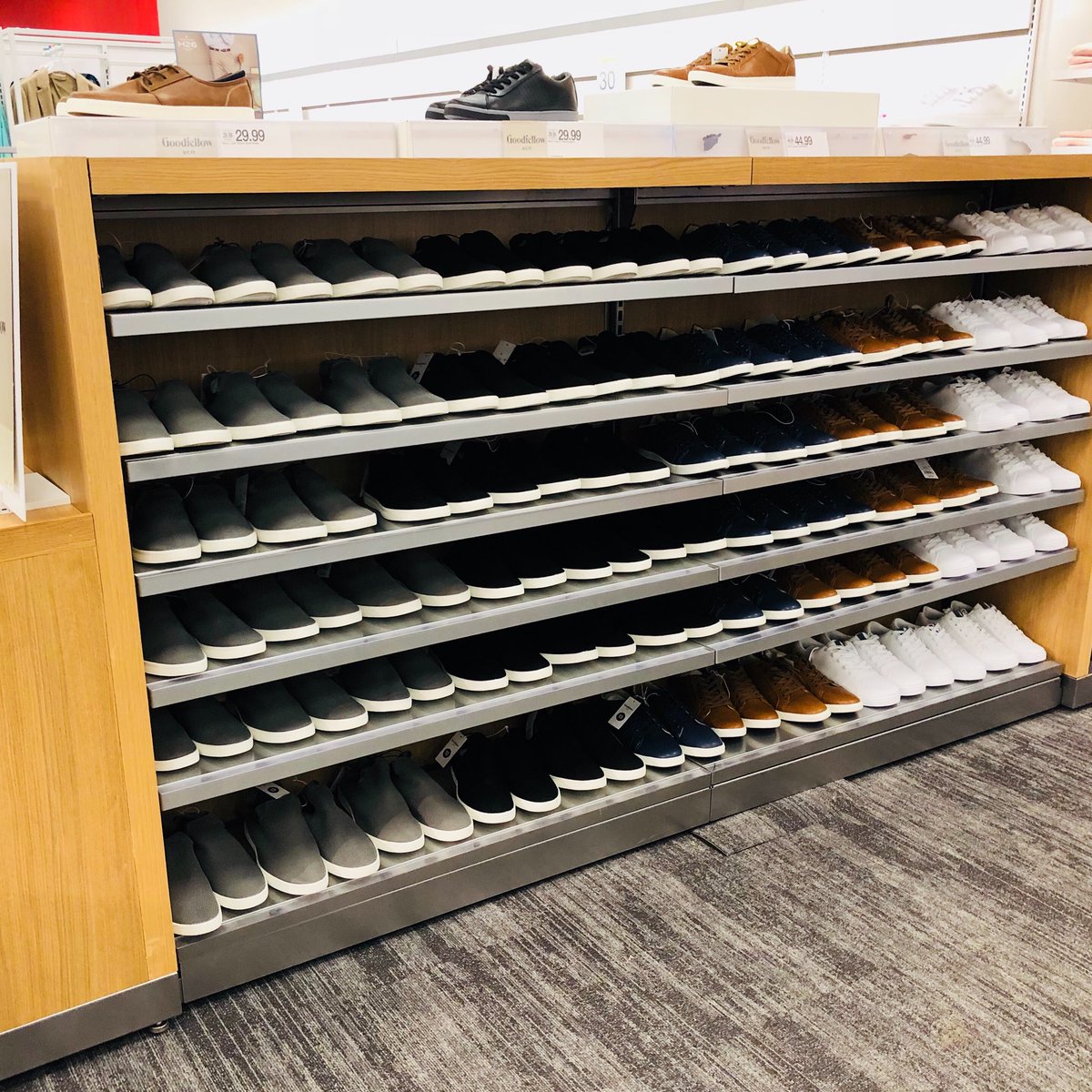 Shoes are made for walking &amp; denim is made for styling... 
Come &amp; spring forward with 2124! 🎯🐣☀️