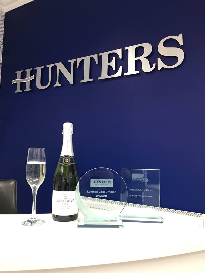 HuntersLiver's tweet photo. ***Another happy customer here at Hunters*** @HuntersLiver 
What a fabulous Friday it has been! We love our job!

#Hunters #Heretogetyouthere #Estateagents https://t.co/yfUt1qkQL8