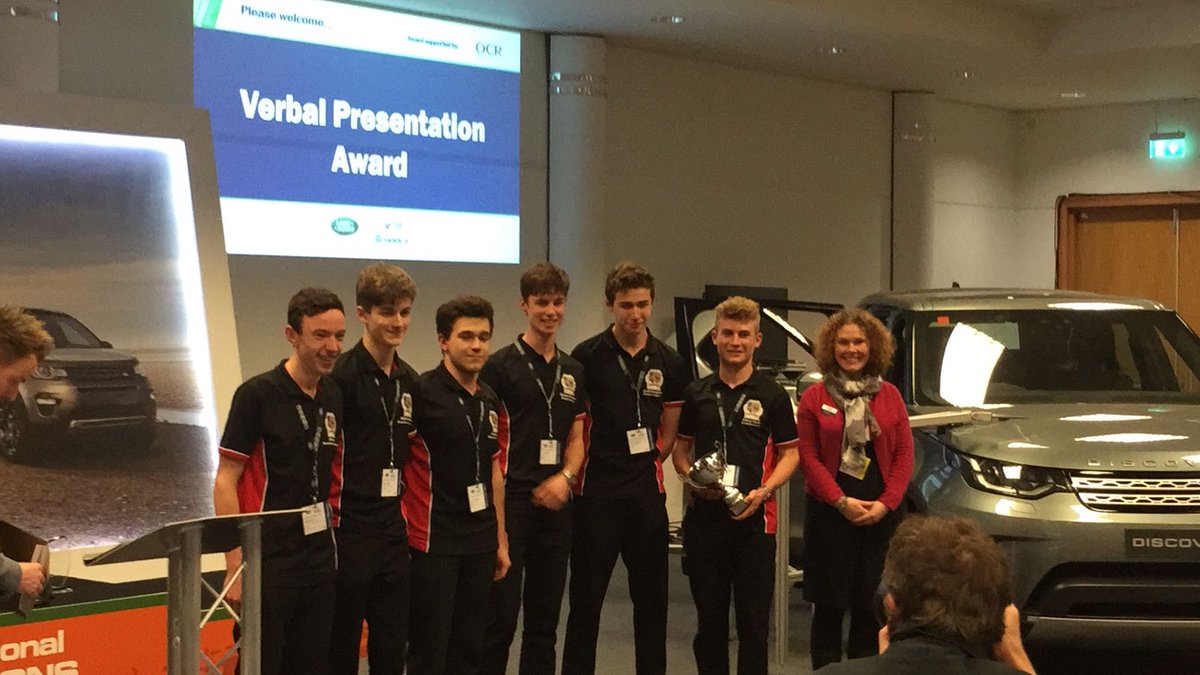 4x4inSchoolsUK's tweet photo. The @OCR Verbal Presentation Award winners are @team400x4 #winners #OCR #STEM https://t.co/pNhhxZH1H9