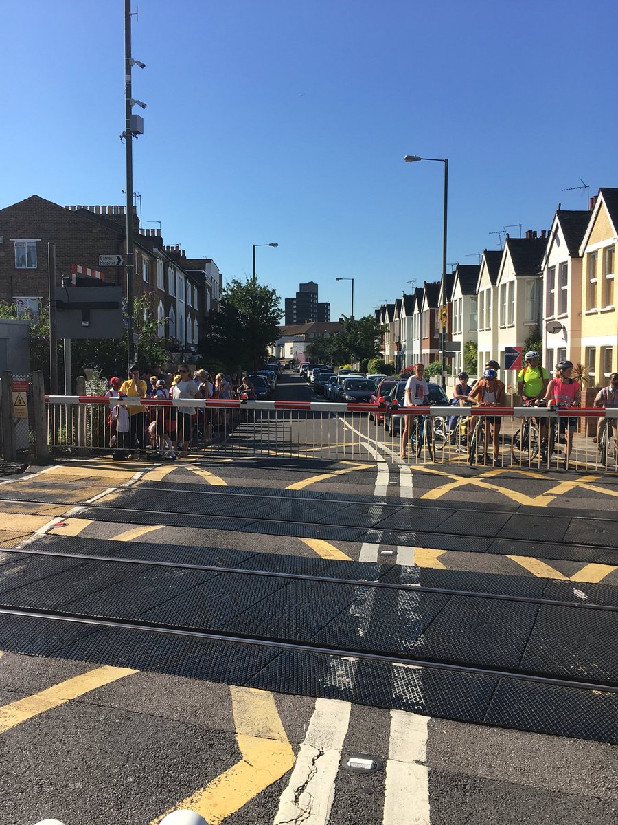 Meeting with Network Rail yesterday re. footbridge <a href="/whlcrossing/">White Hart Lane Crossing SW13</a>  We now have actual cost of just under £2m which exceeds estimate by c.200k. Now working on agreeing funding with Network Rail. Still cautiously optimistic that we will have our footbridge by March 2019 <a href="/TCMBarnes/">Emma Robinson</a>