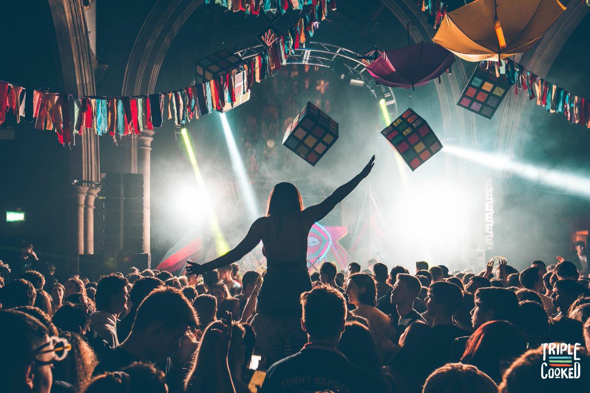 BoxxedDigbeth's tweet image. Ready to celebrate all things Light, Bright &amp;amp; Neon? @TripleCookedUK is returning to @BoxxedDigbeth with their Neon Boogie tour. 🎉💃🏽🕺🏽

Tickets - bit.ly/TCNBAPR182