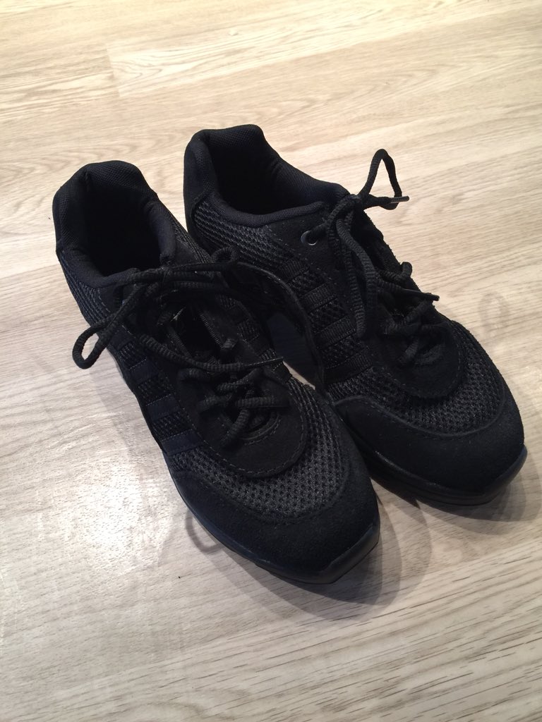 ダンス始めました ダンス始めました