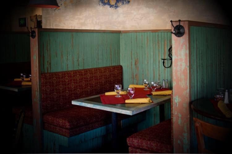 MarciaGloster's tweet photo. Are you a fan of women's fiction? I'll be hosting next week's conversation in the Back Booth, a Facebook group about women's fiction (and more) and would love to have you join us. https://t.co/o8qjQQj3aU #WomensFiction #amreading https://t.co/7ZiqwHaKcw