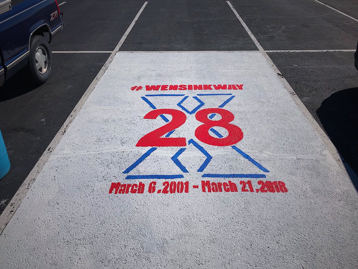MandiNickels's tweet photo. #WensinkWay ❤️💙 https://t.co/mRieBnS5uU