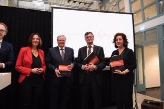 SBBNL's tweet photo. André Timmermans en Michaël van Straalen nemen met trots afscheid van SBB en wensen het mbo een prachtige toekomst toe! https://t.co/ifOHDEzF44