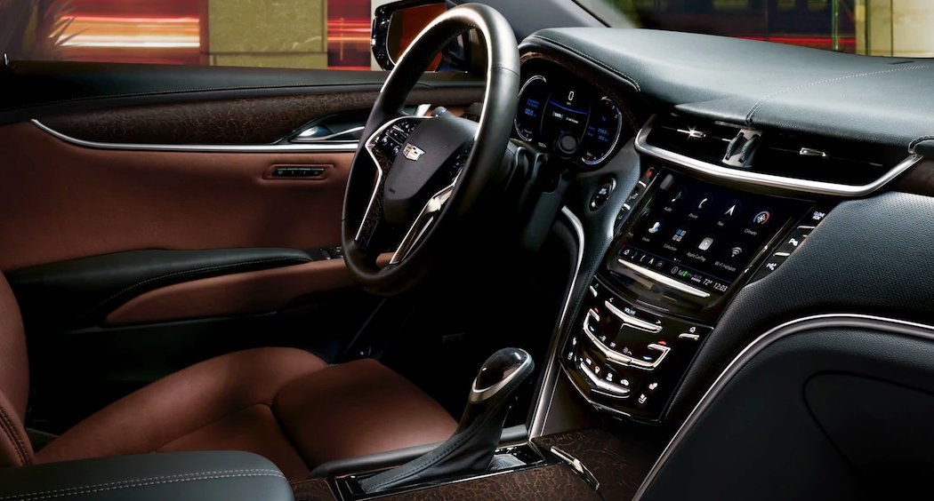 OpenRdCadillac's tweet photo. The vision of success arrives in a new form. #CadillacXTS https://t.co/GelrFehd5l