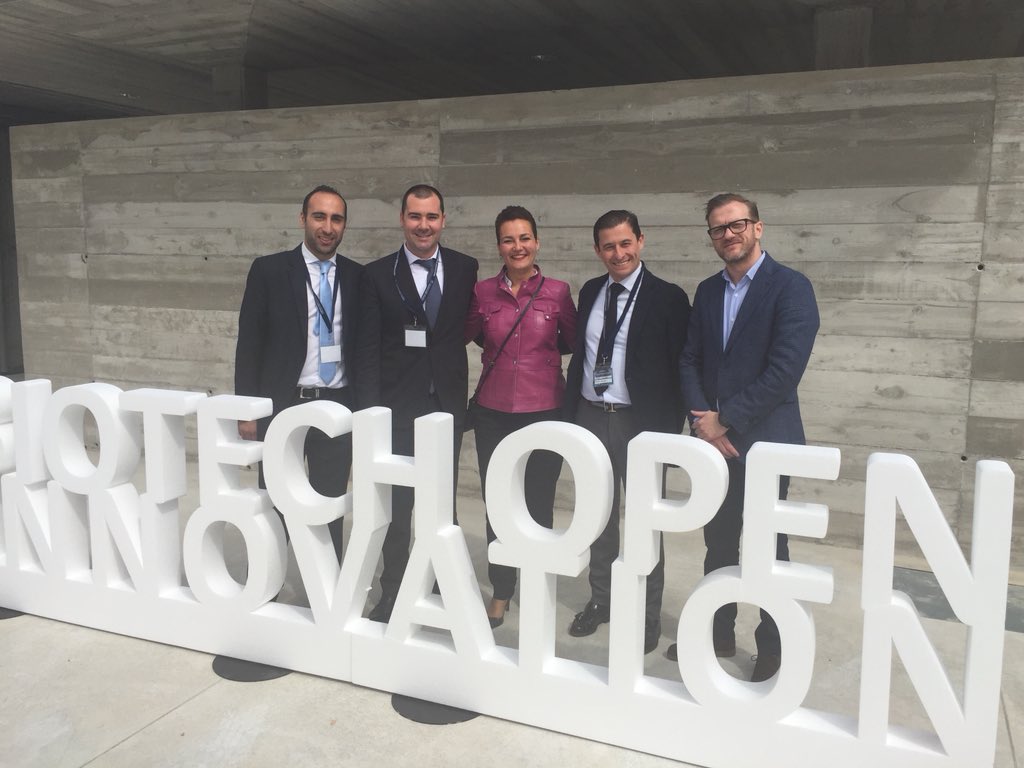 cadegranada's tweet photo. Muchas gracias @NISnaranjo por vuestra participación en #BiotechOpenInnovation panel1 #IndustriasdelaSalud y mucha suerte en los proyectos que pronto verán La Luz 😜 https://t.co/bOxtsIzuAX