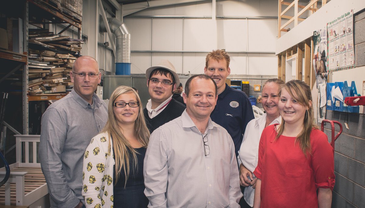 Doncaster Refurnish was set up to alleviate poverty and reduce inequalities in the Doncaster area. It collects, restores &amp; sells furniture to low-income families and offers employment &amp; training to those on the margins of the local community >>> bit.ly/2Fj6FzM #socinv