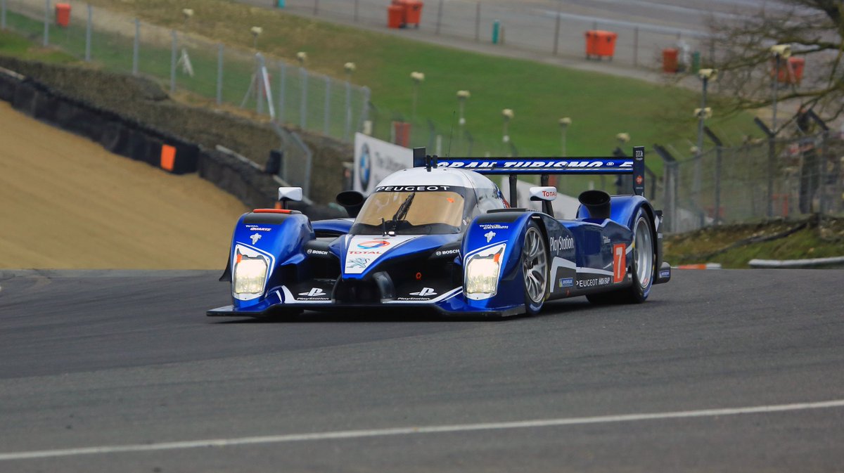 BES_Photography's tweet photo. Another rare sighting at @Brands_Hatch  on March 23, this Peugeot 908. @HistoricSCC , #LMP1, #peugeot908 https://t.co/ftRVSqYXzJ